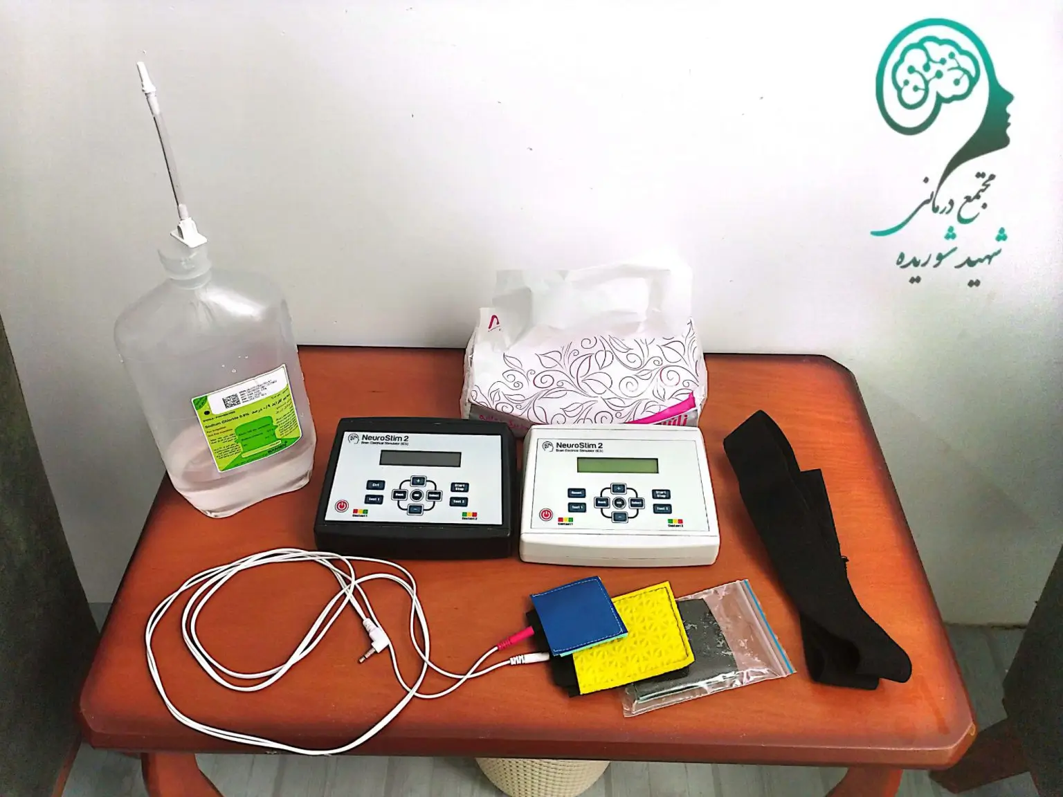 آشنایی-با-وسایل-درمان-tDCS-در-مرکز-tDCS-مشهد